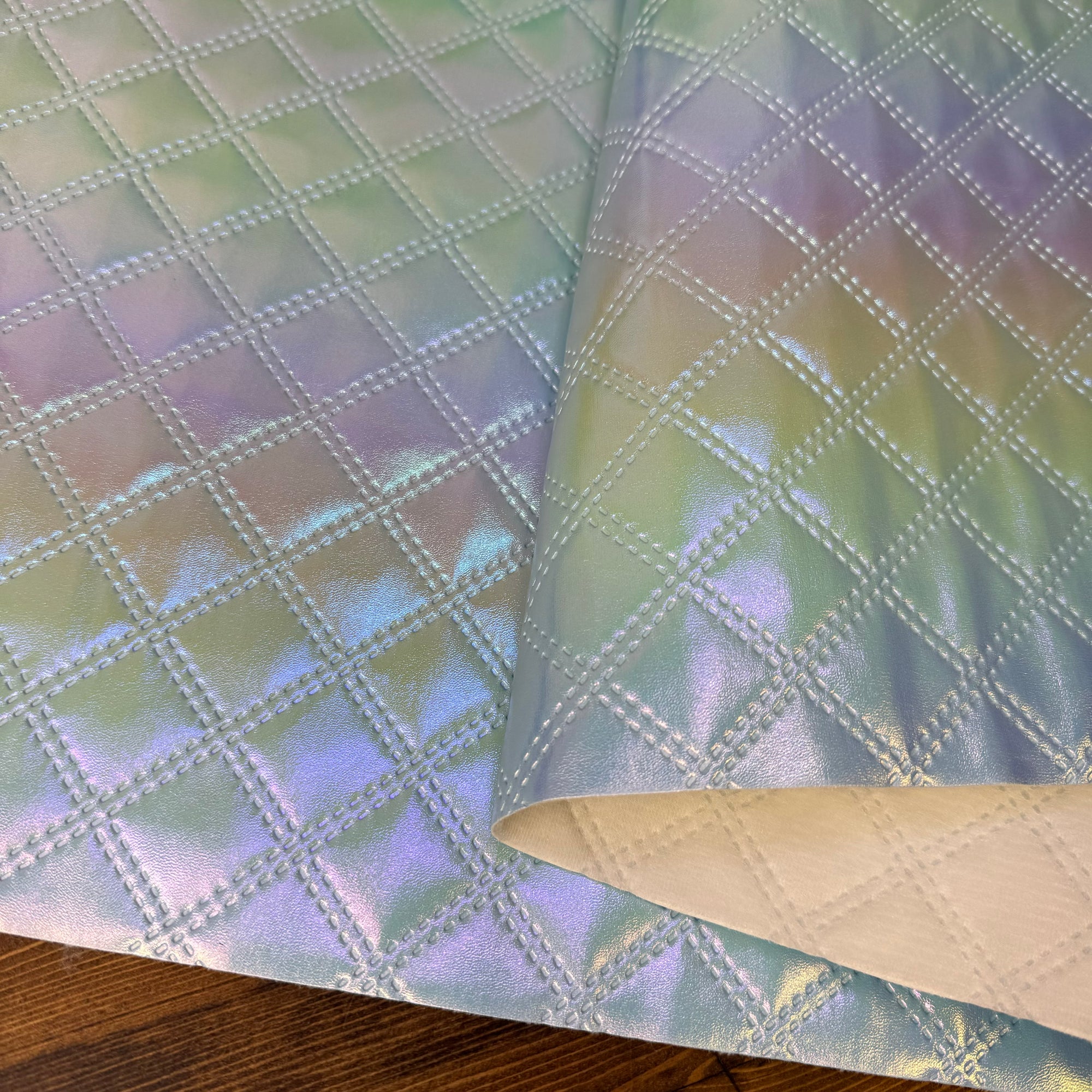 Iridescent Crosshatch Vinyl Magic Mint 18"x 53" - SOLD PER ROLL