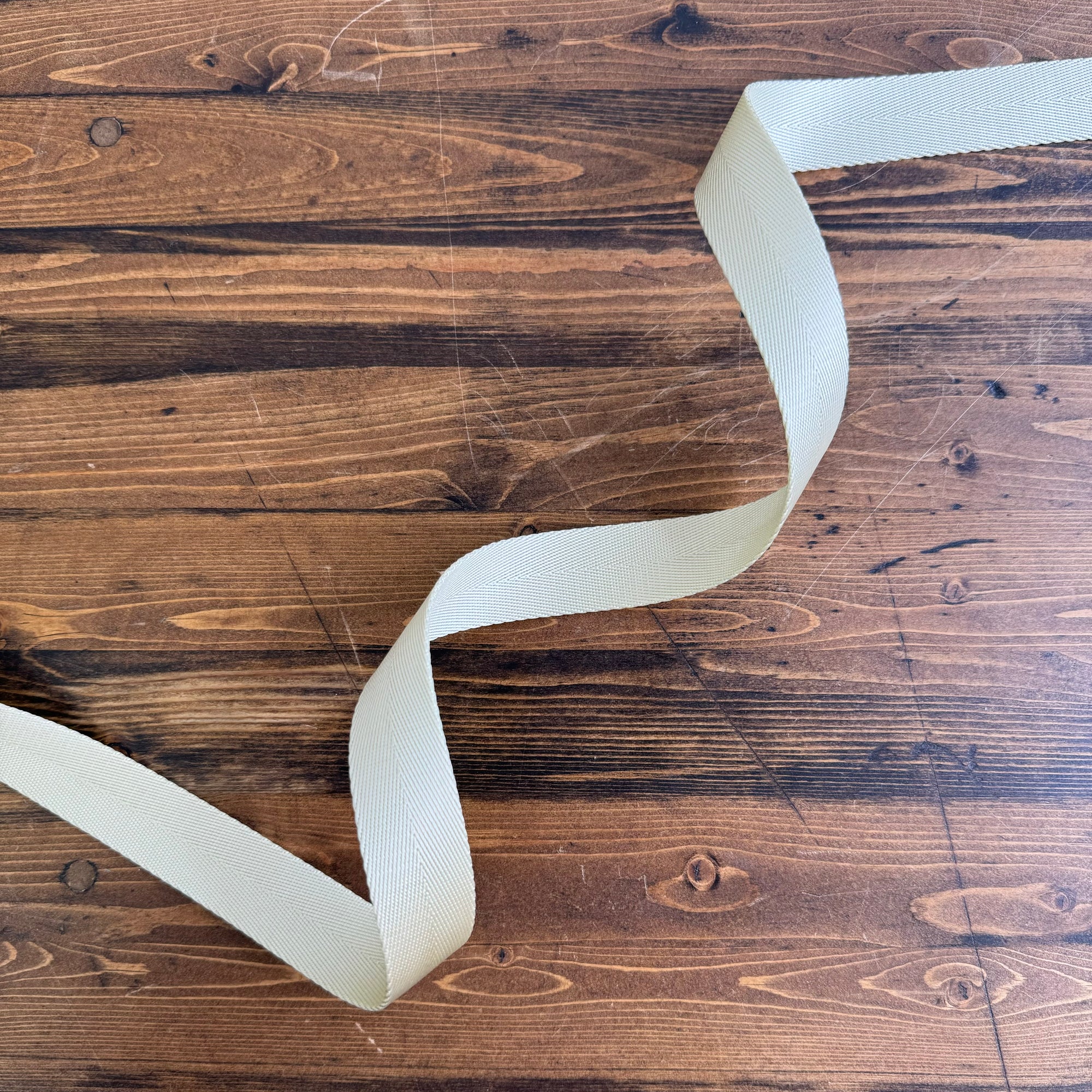 Herringbone Webbing 1" Wheat - PER QUARTER METRE