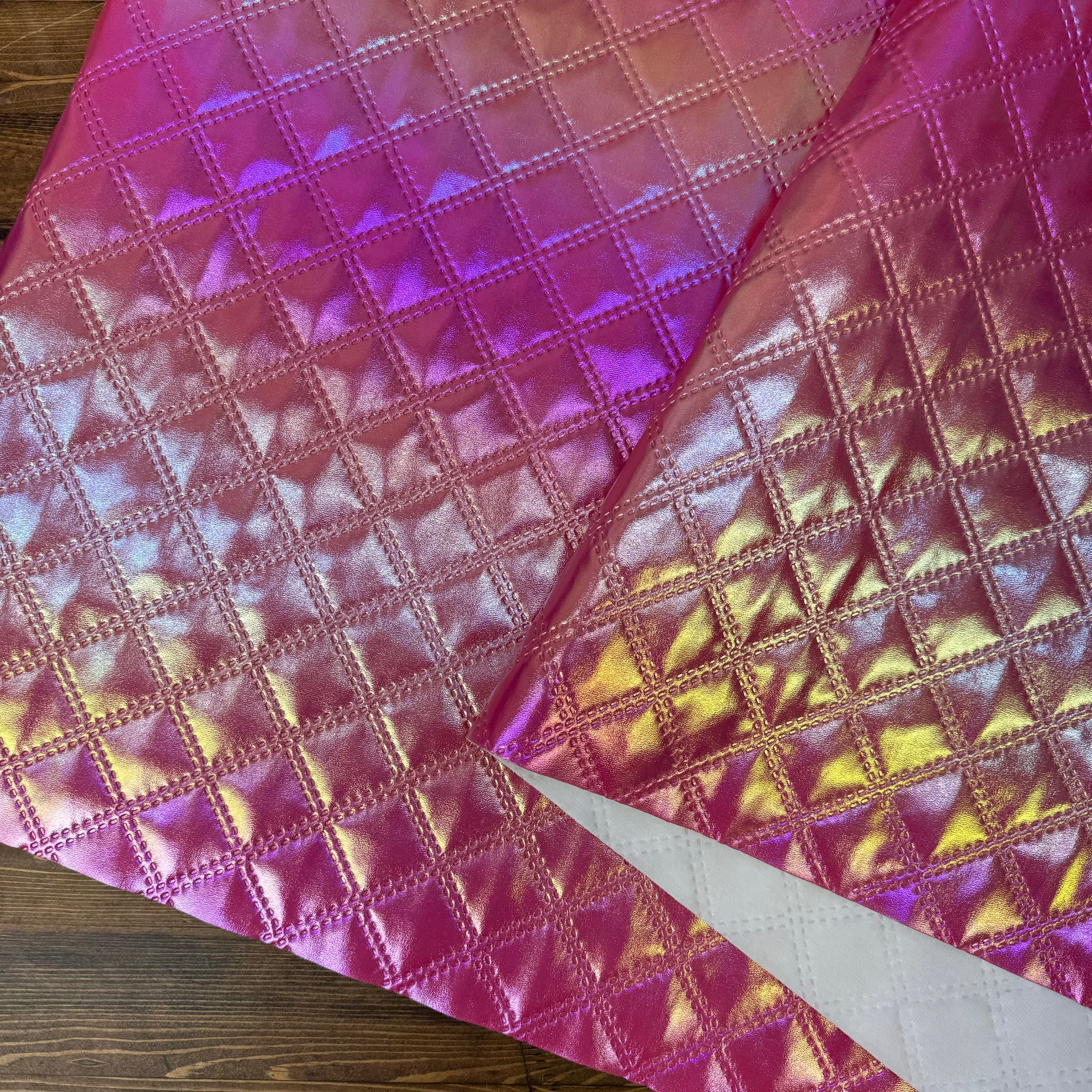 Iridescent Crosshatch Vinyl Passion 18"x 53" - SOLD PER ROLL