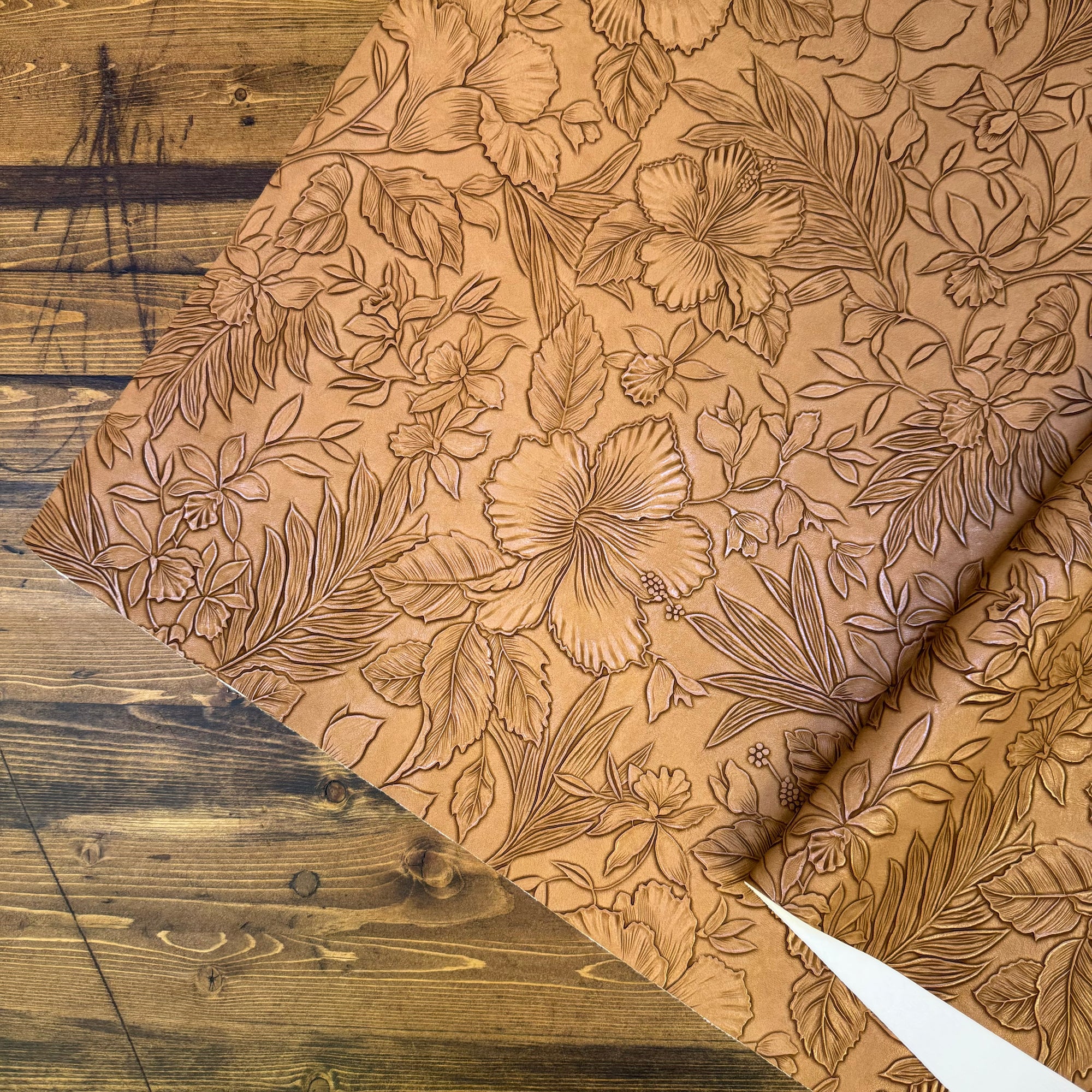 Vintage Embossed Floral Vinyl Cappuccino 18"x 53" - SOLD PER ROLL