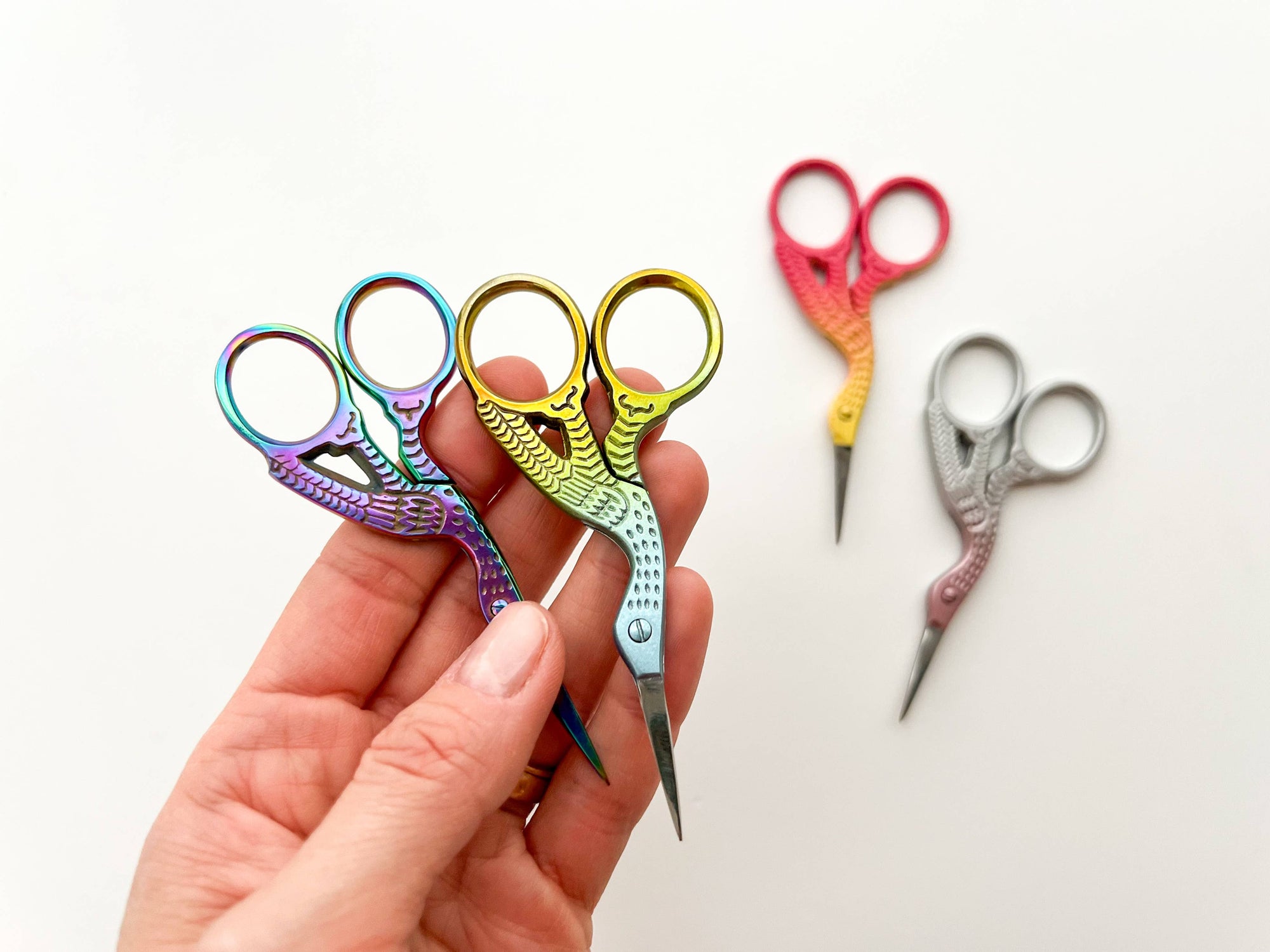 Embroidery stork scissors, small bird scissors: Pink shell