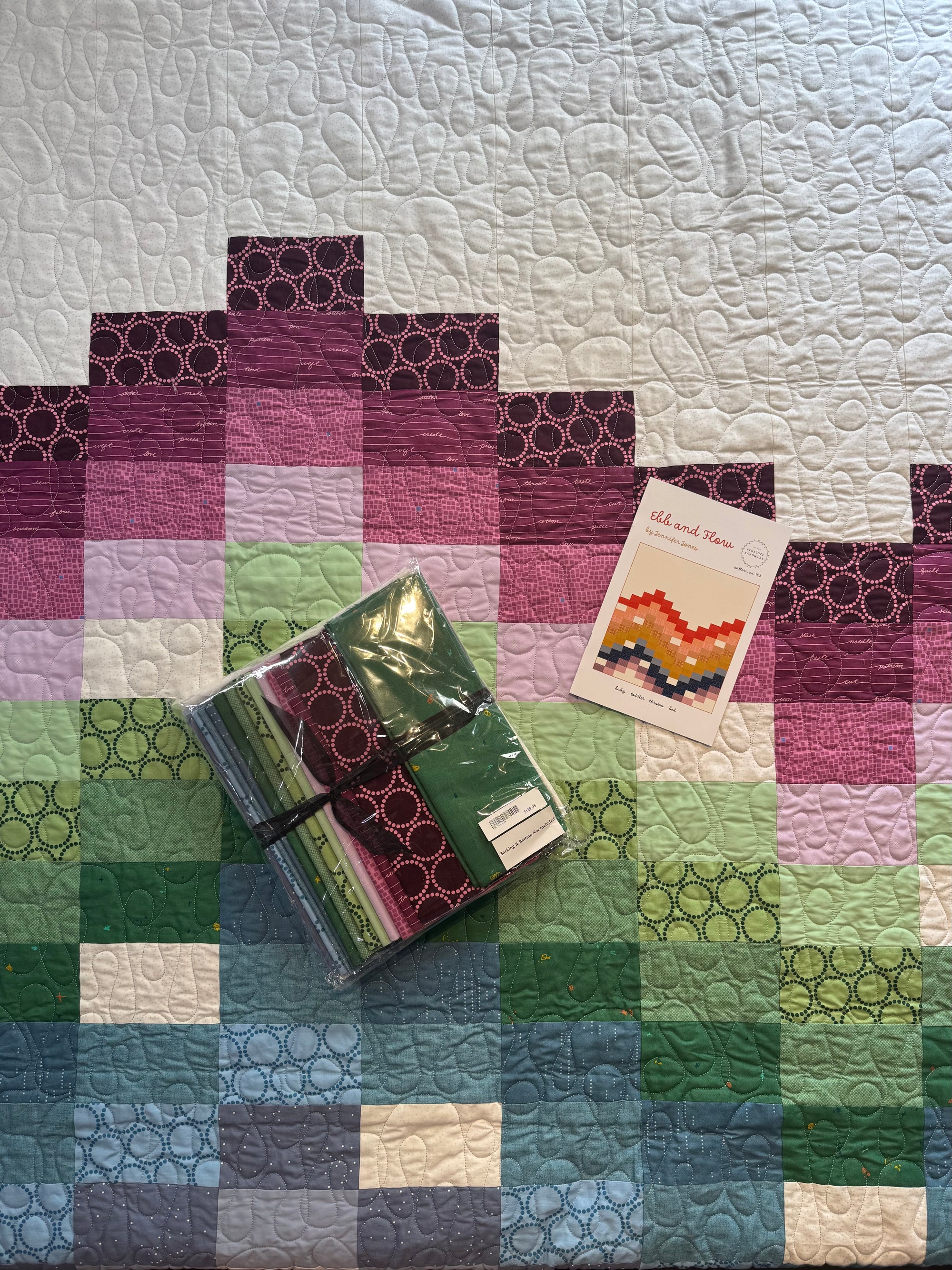 Ebb and Flow Pieces Quilt Kit