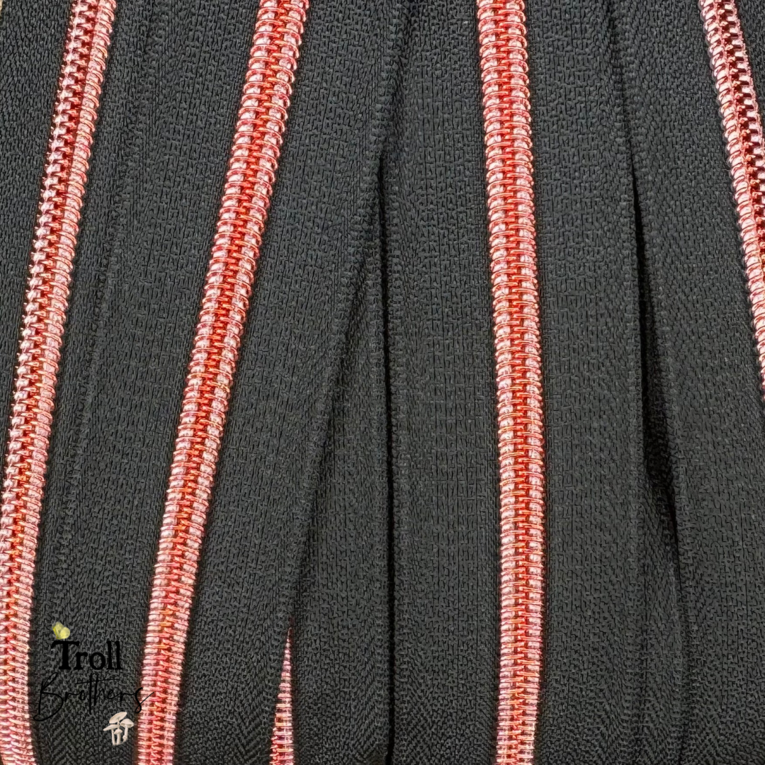 Donut Pull Zipper Pack - Black Zipper Tape with Blood Red Teeth
