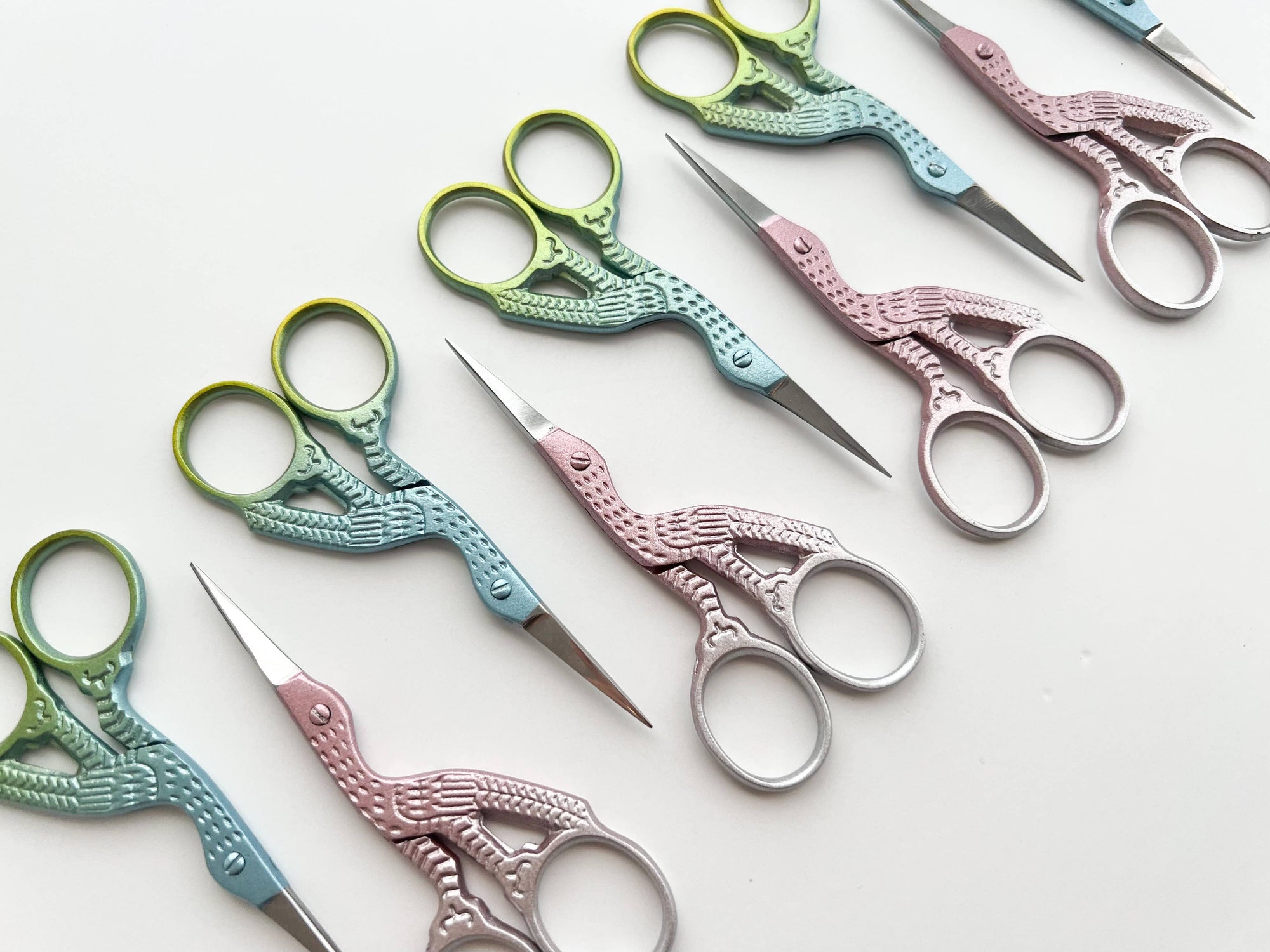 Embroidery stork scissors, small bird scissors: Pink shell