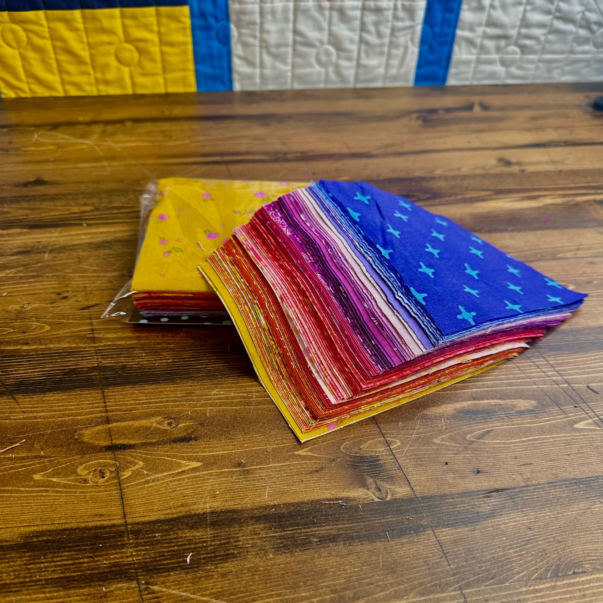 Alison Glass Charm Pack - Warm