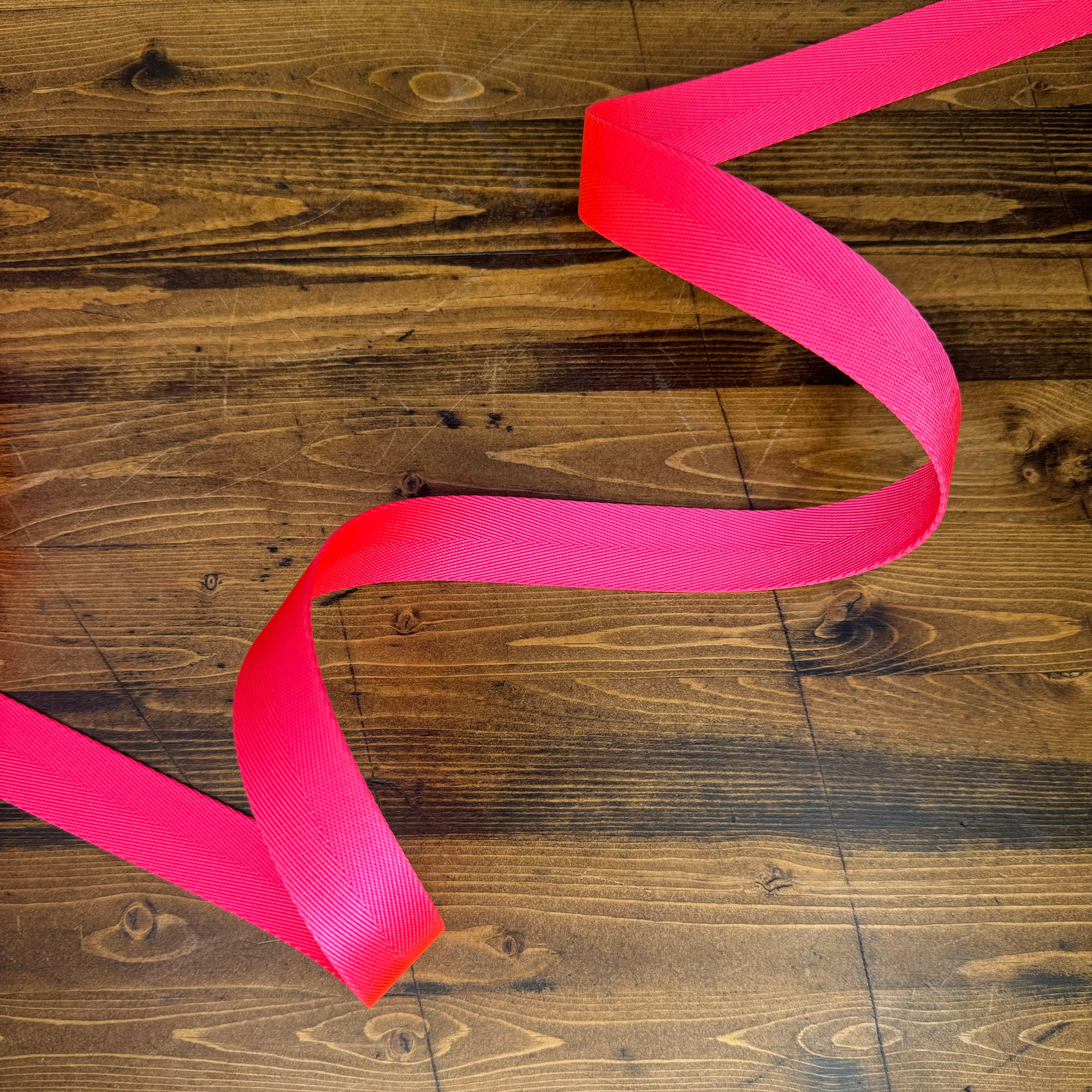 Herringbone Webbing 1" Hope - PER QUARTER METRE