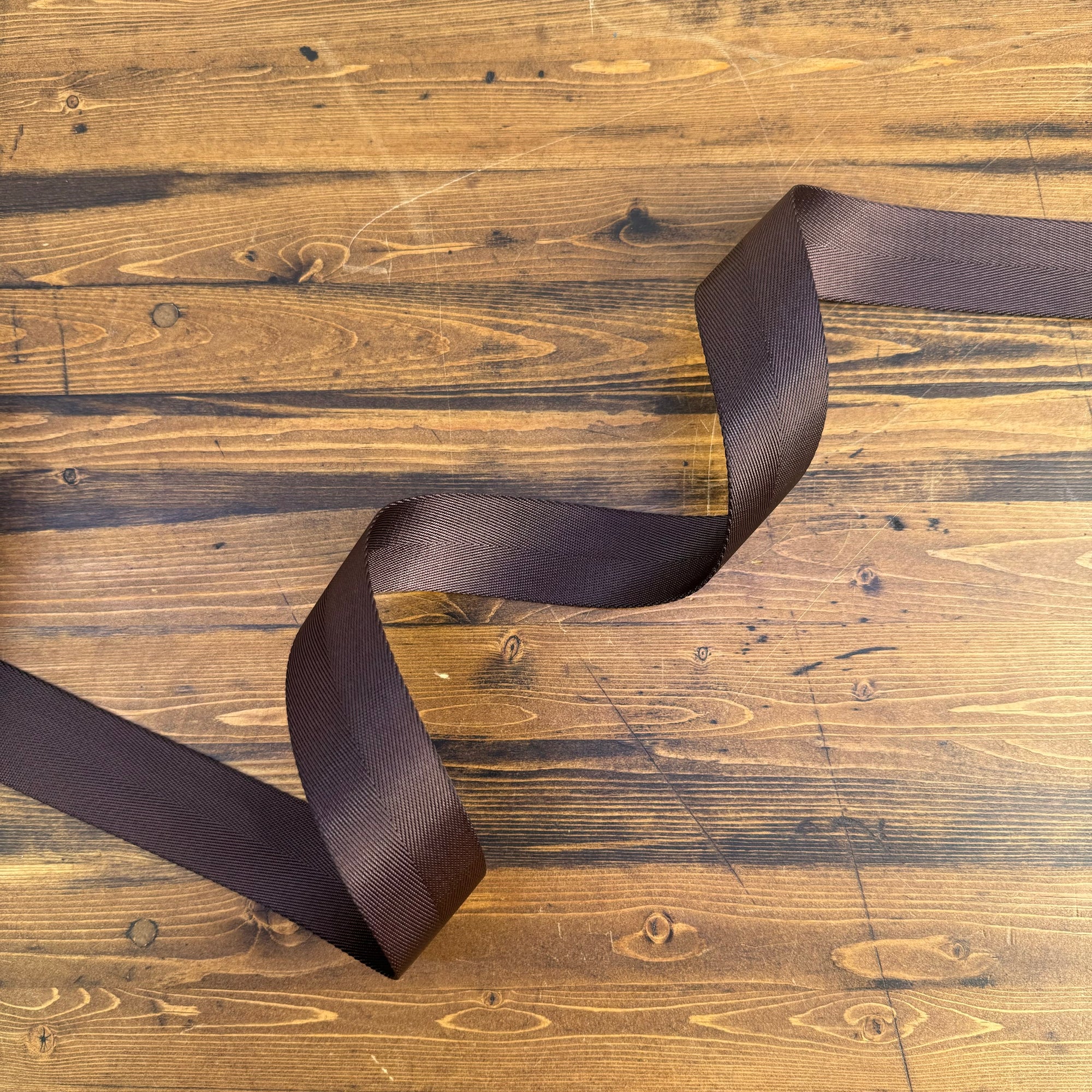 Herringbone Webbing 1 1/2" Prune - PER QUARTER METRE