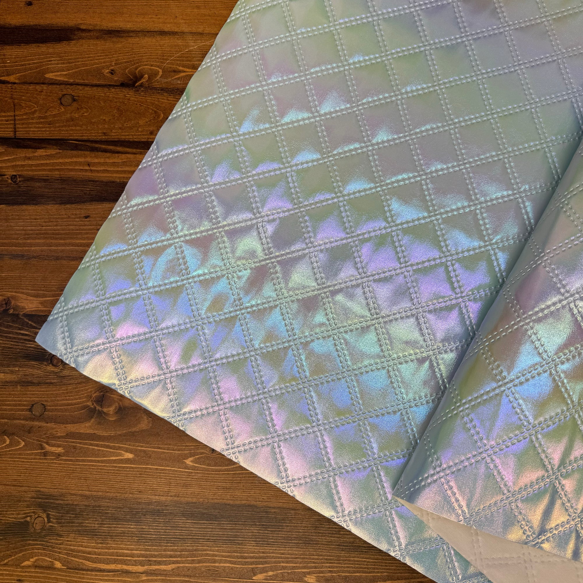 Iridescent Crosshatch Vinyl Magic Mint 18"x 53" - SOLD PER ROLL