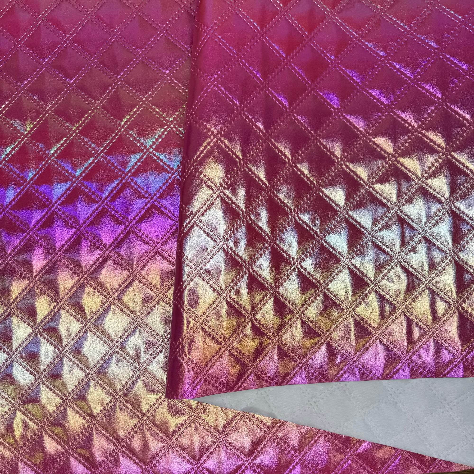 Iridescent Crosshatch Vinyl Passion 18"x 53" - SOLD PER ROLL