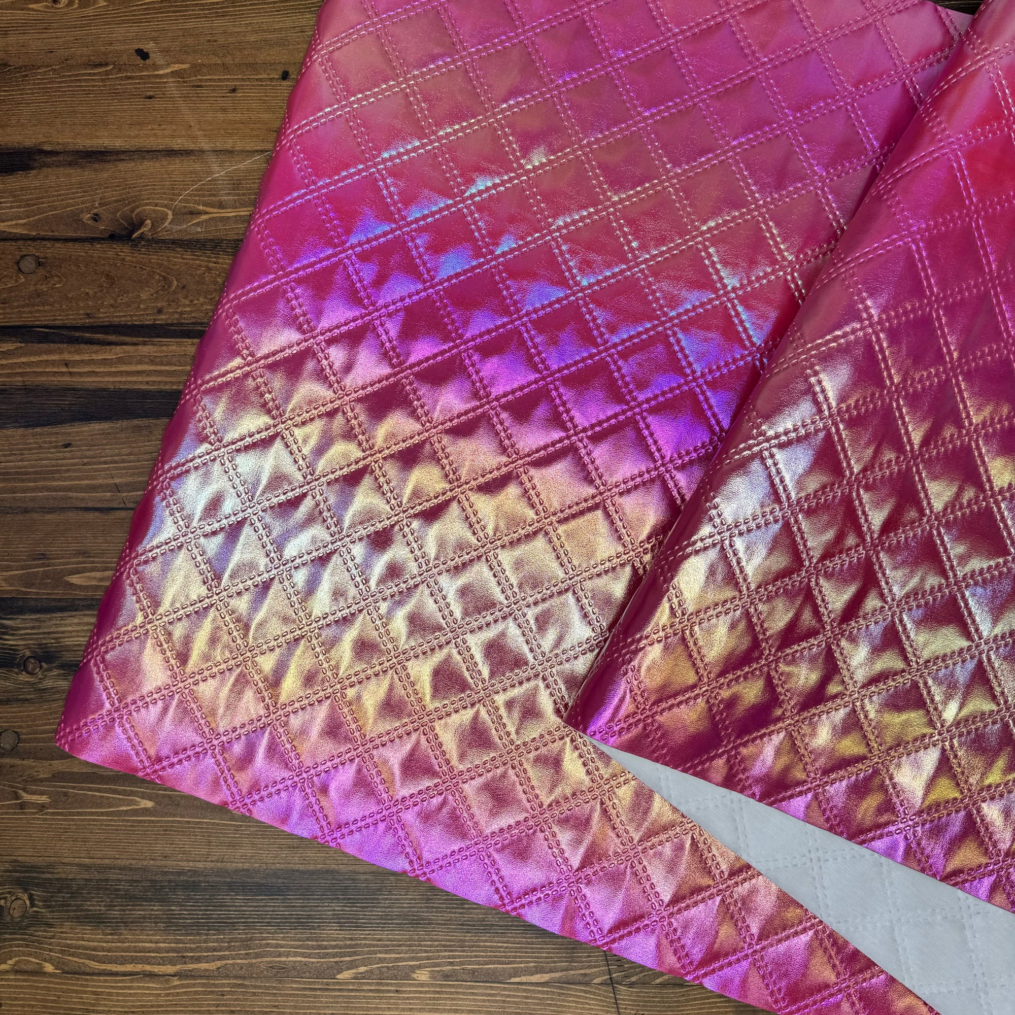 Iridescent Crosshatch Vinyl Passion 18"x 53" - SOLD PER ROLL