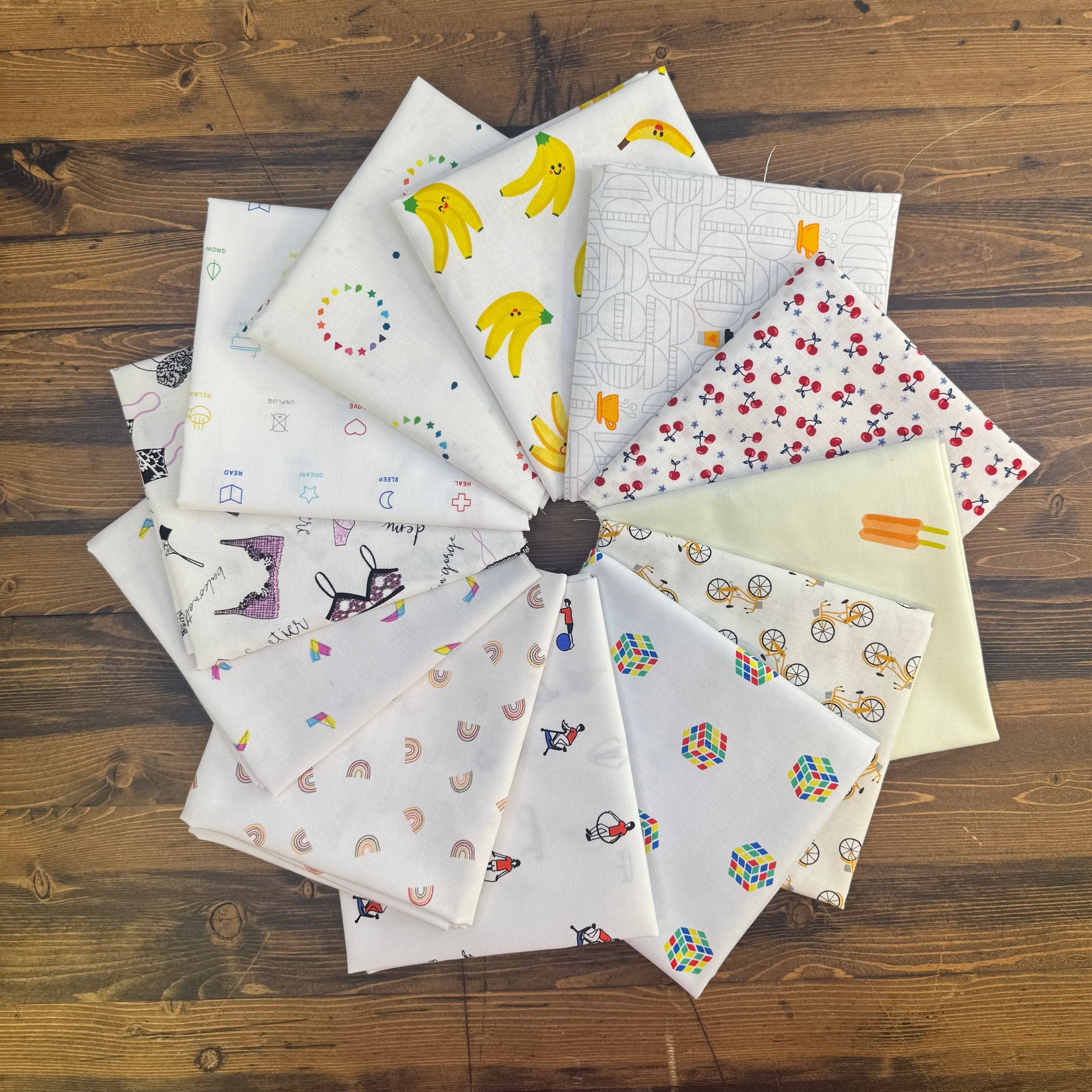 Kitschy Low Volume 12 Piece Fat Quarter Bundle