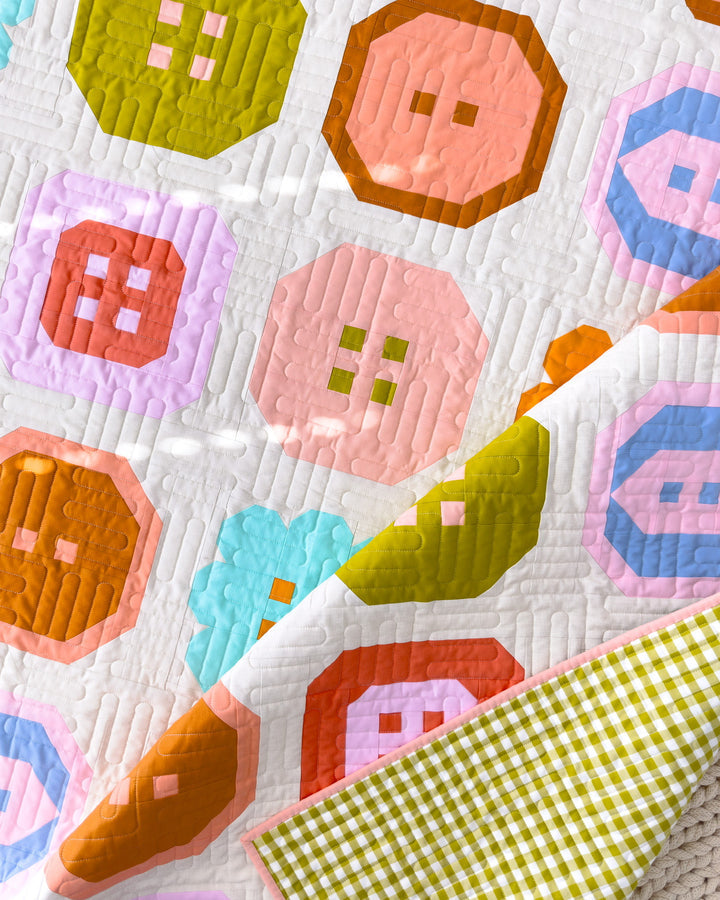 Buttoned Up Quilt Printed Pattern
