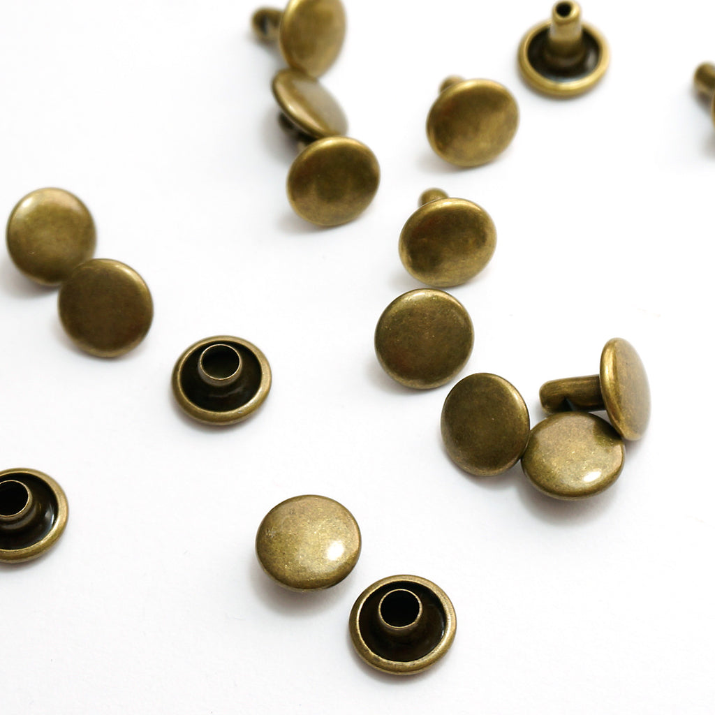 Double Cap Rivets - Medium (9 mm Cap x 8 mm Post) - Antique Brass - 50 Pack