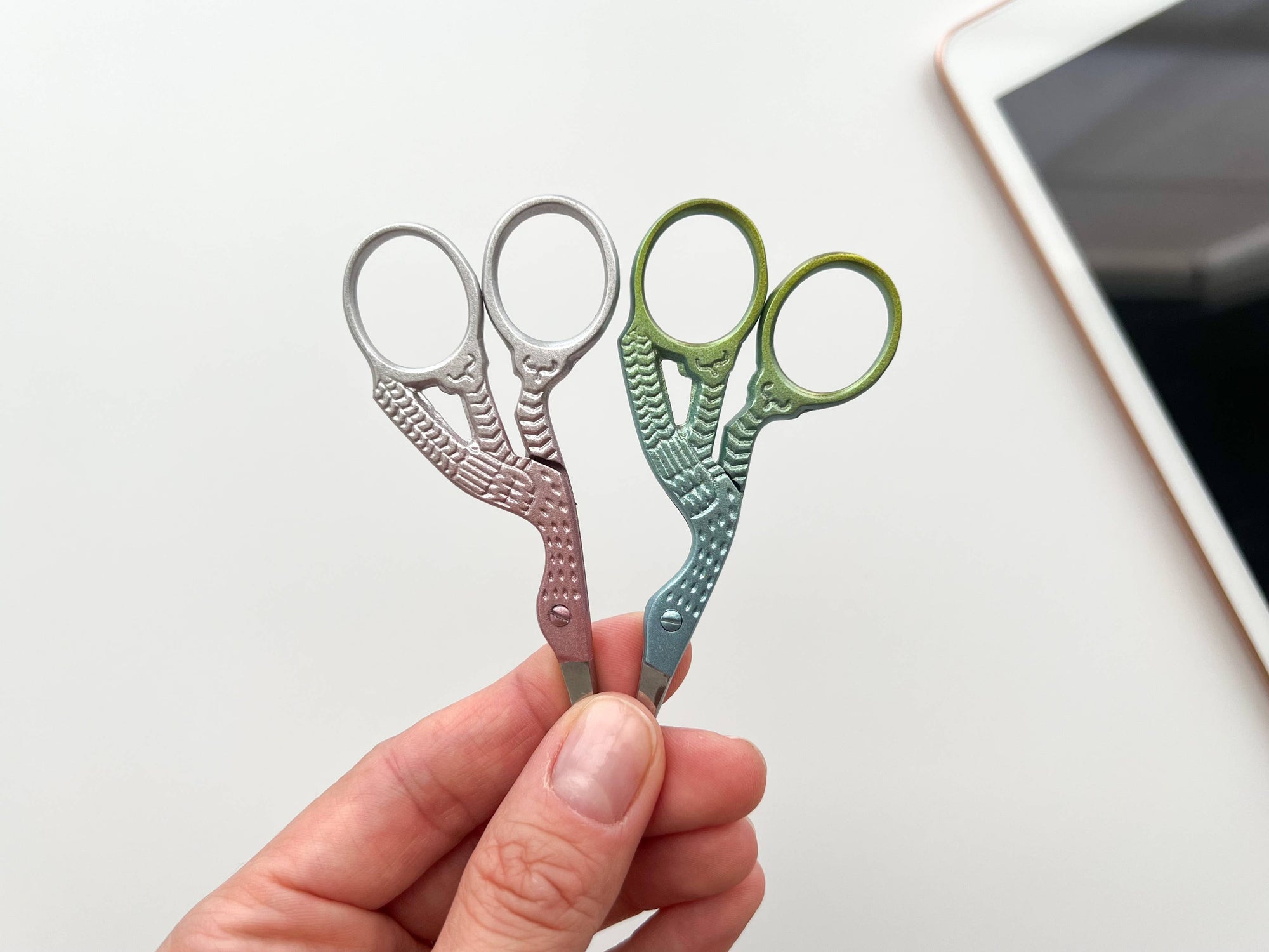 Embroidery stork scissors, small bird scissors: Peacock