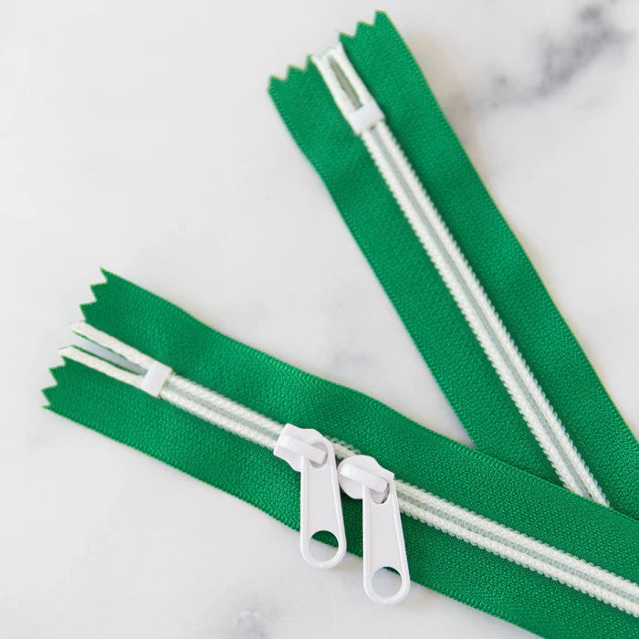 30" Zipper - Double Pull in Kelly