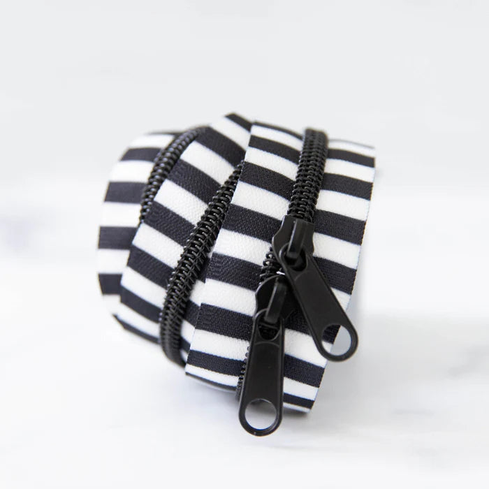 30" Zipper Black & White Stripe - Black