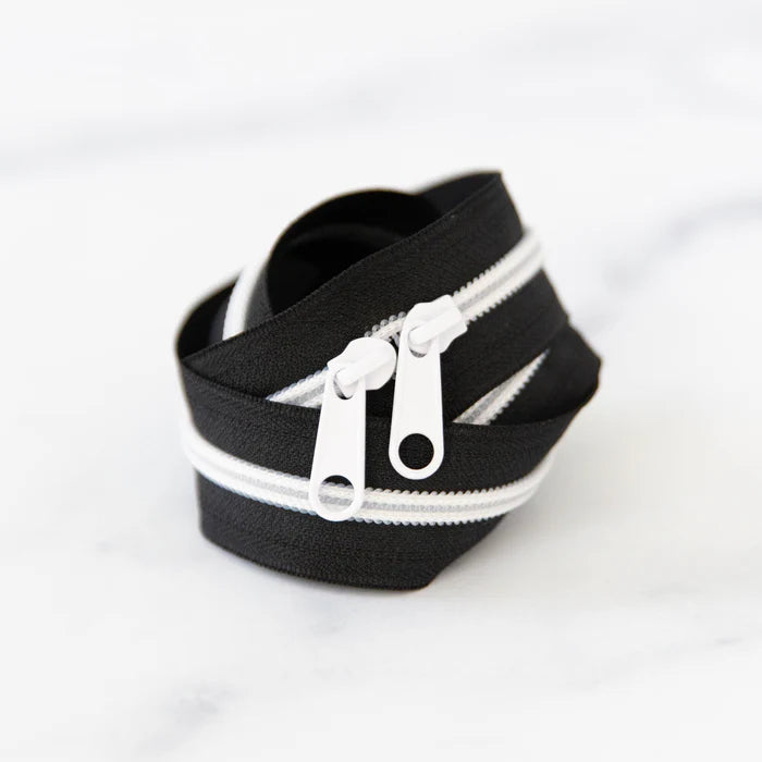 30" Zipper - Double Pull in Black and White