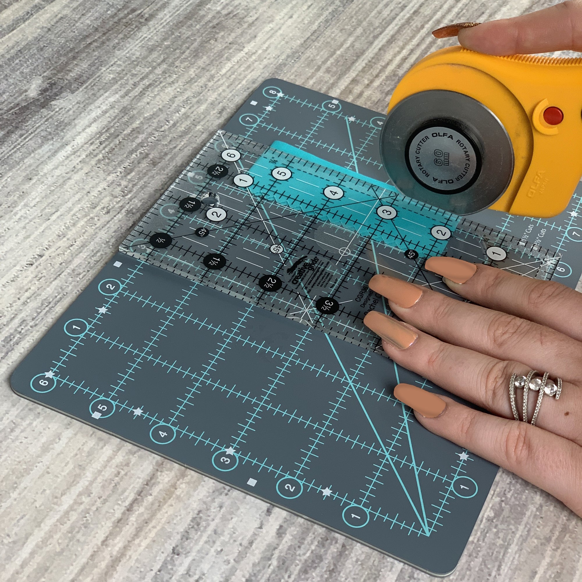 Creative Grids Cutting Mat  - 6in x 8in