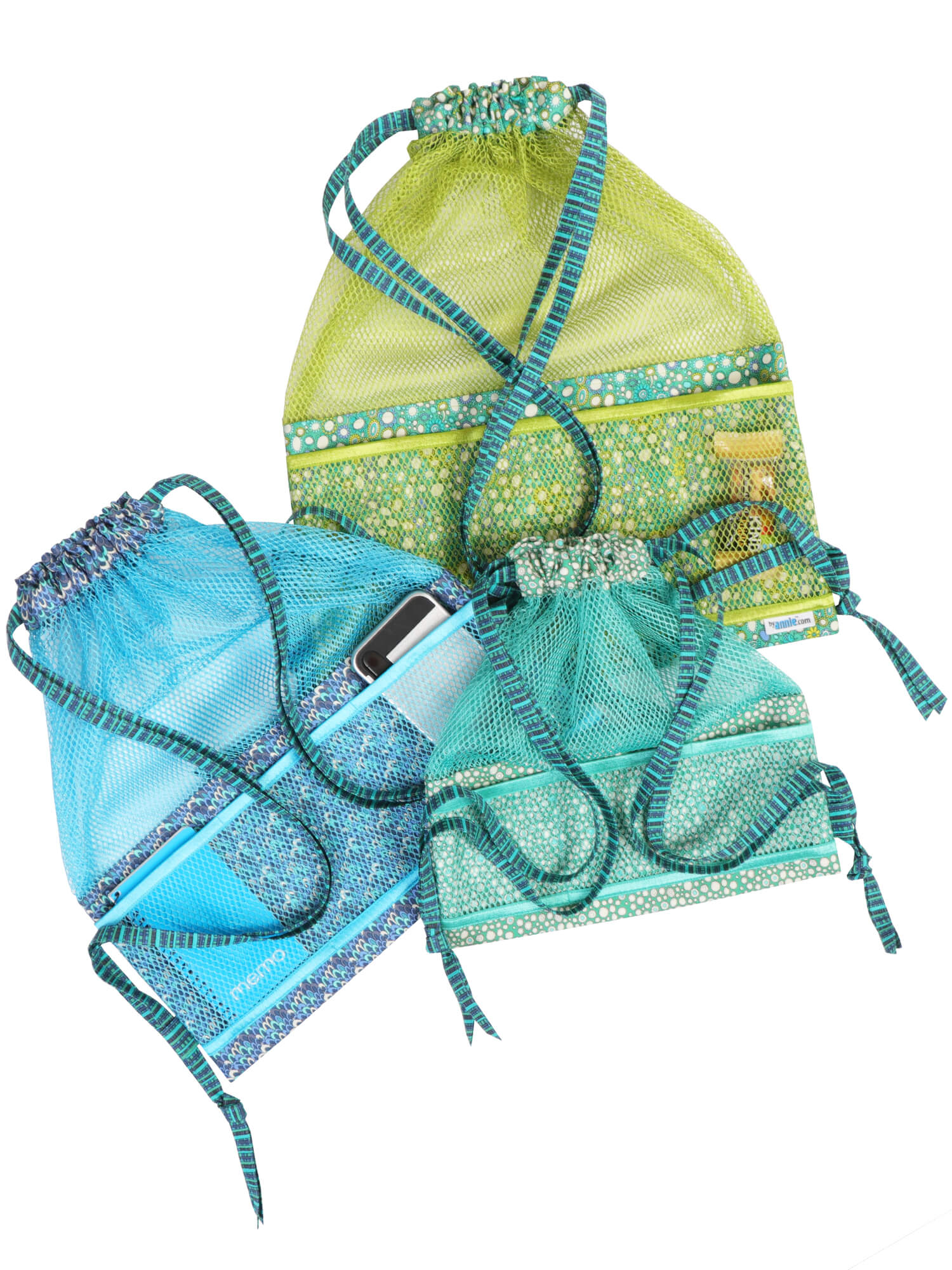 Meshing Around - by Annie