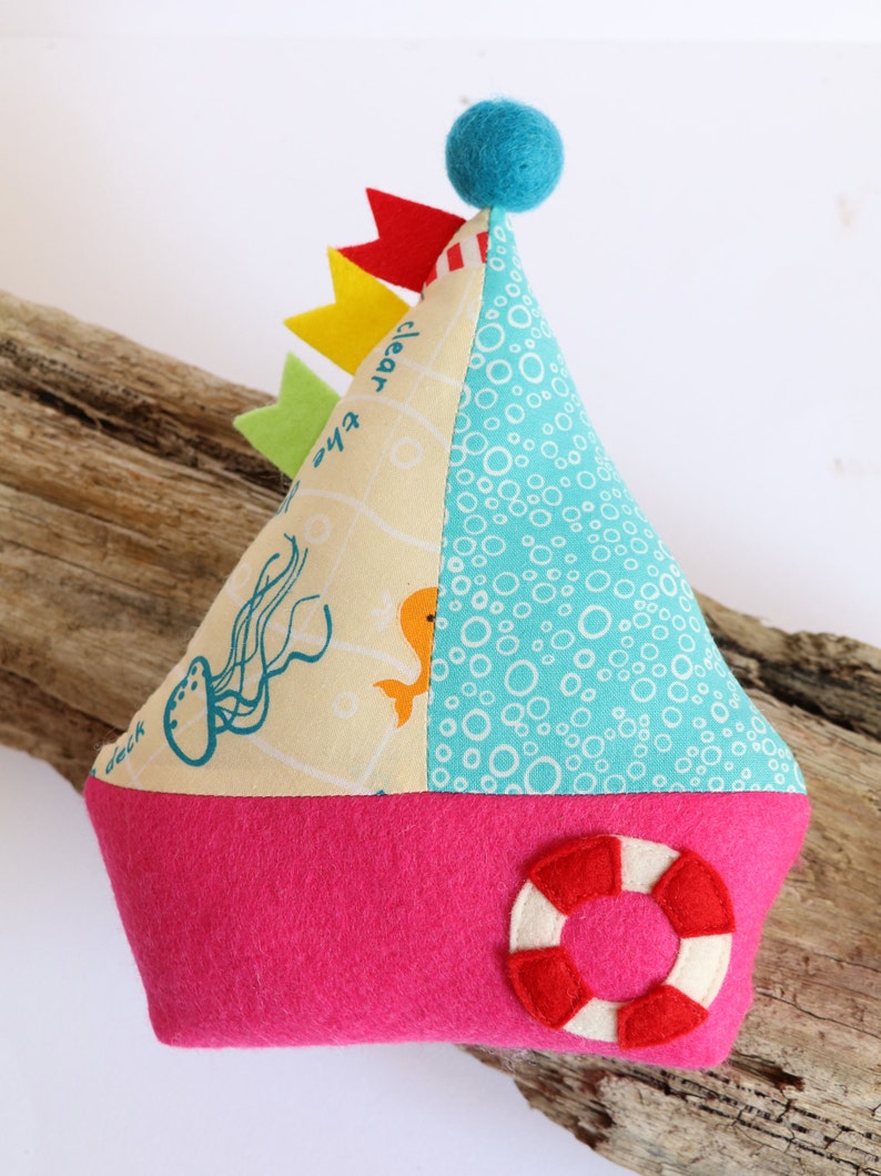 Little Boats Paper Pattern