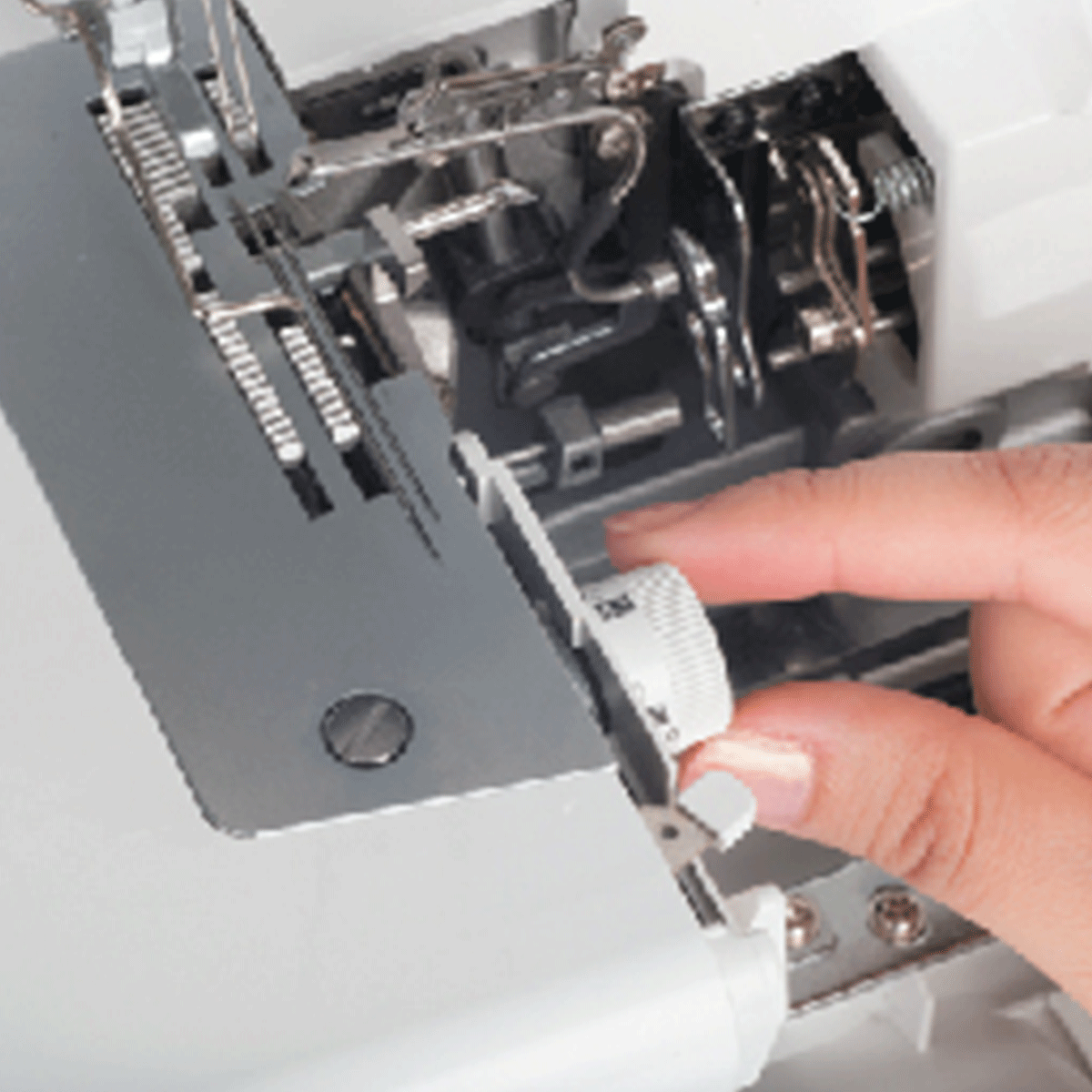 Juki MO-1000 2/3/4 Air Threading Overlock with Differential Feed and Rolled Hem
