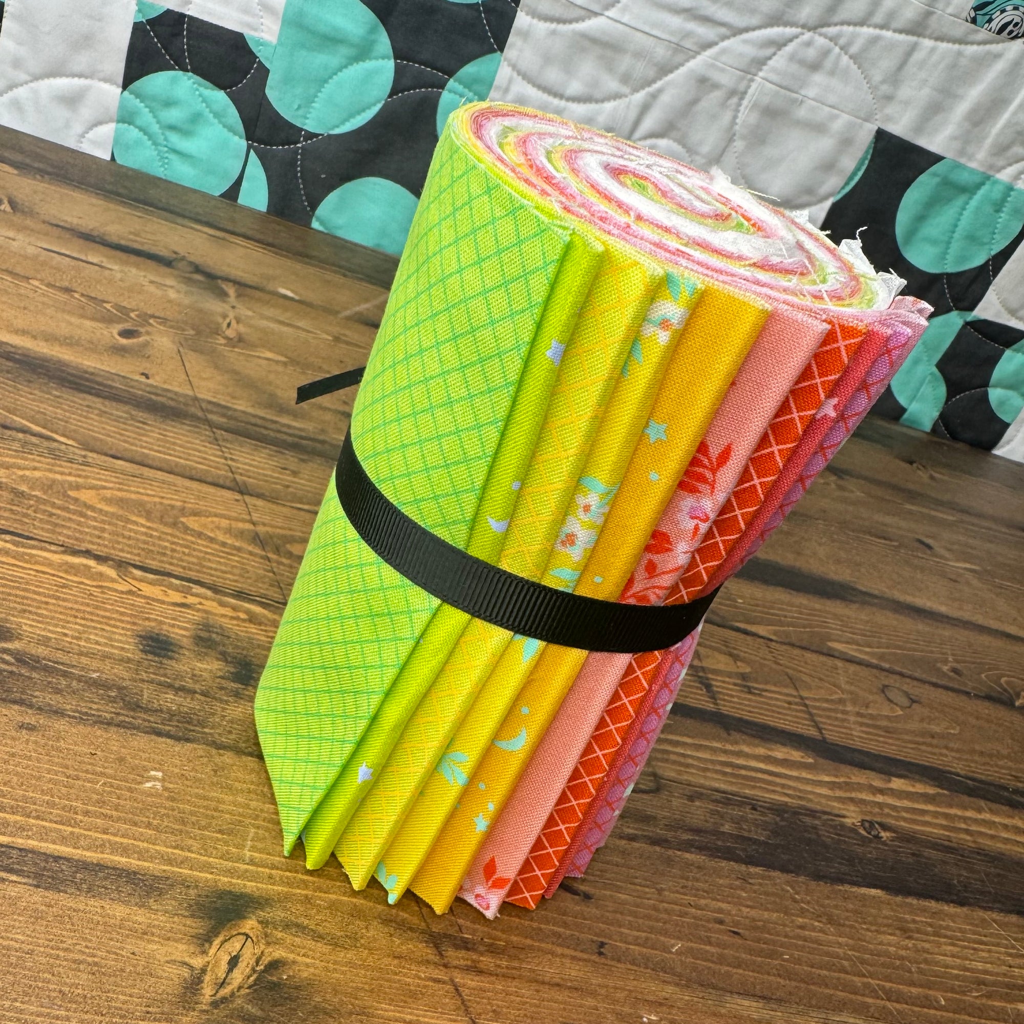 True Colours 2025 Mama Troll Roll - Warm