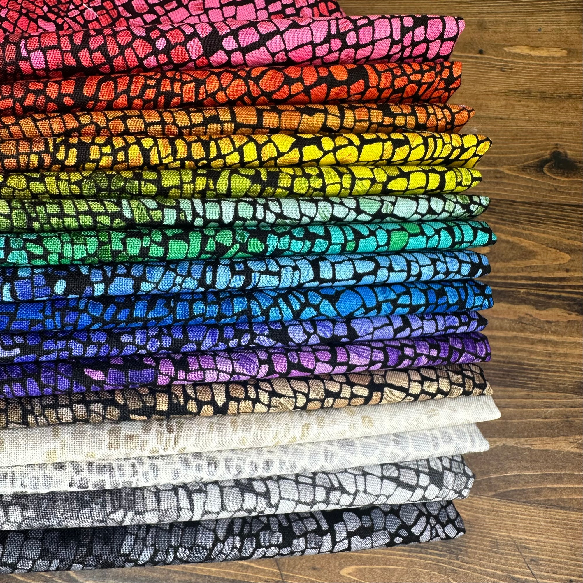 Gemma Fat Quarter Bundle - Eye Candy Quilts