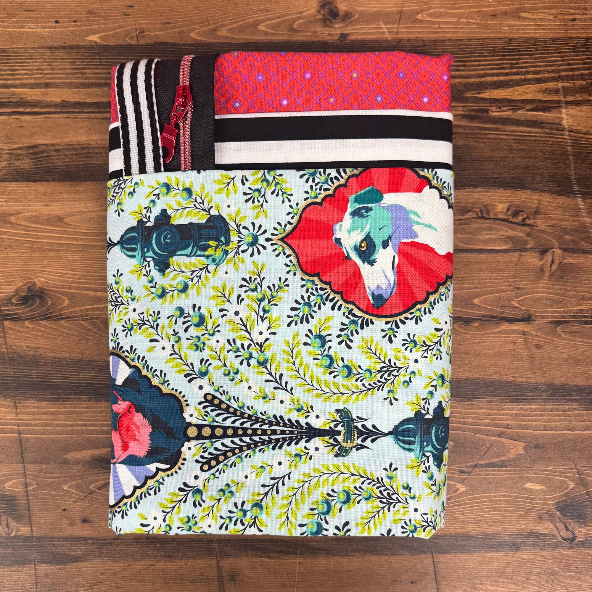 Poolside Tote Kit - Dalhia/Ex Liberis Poolside Tote Kit - Dalhia/Ex Liberis