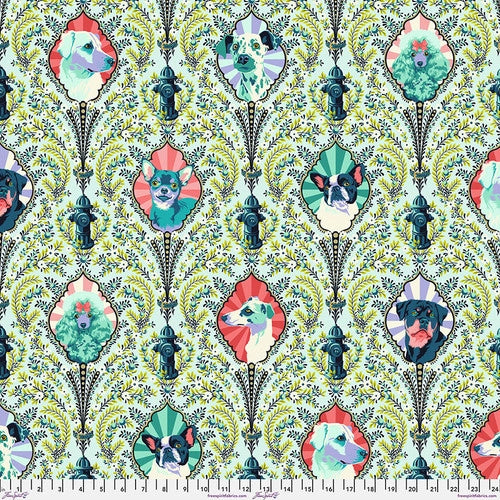 Metallic Besties Puppy Dog Eyes Bluebell - Tula Pink - PER QUARTER METRE Metallic Besties Puppy Dog Eyes Bluebell - Tula Pink - PER QUARTER METRE
